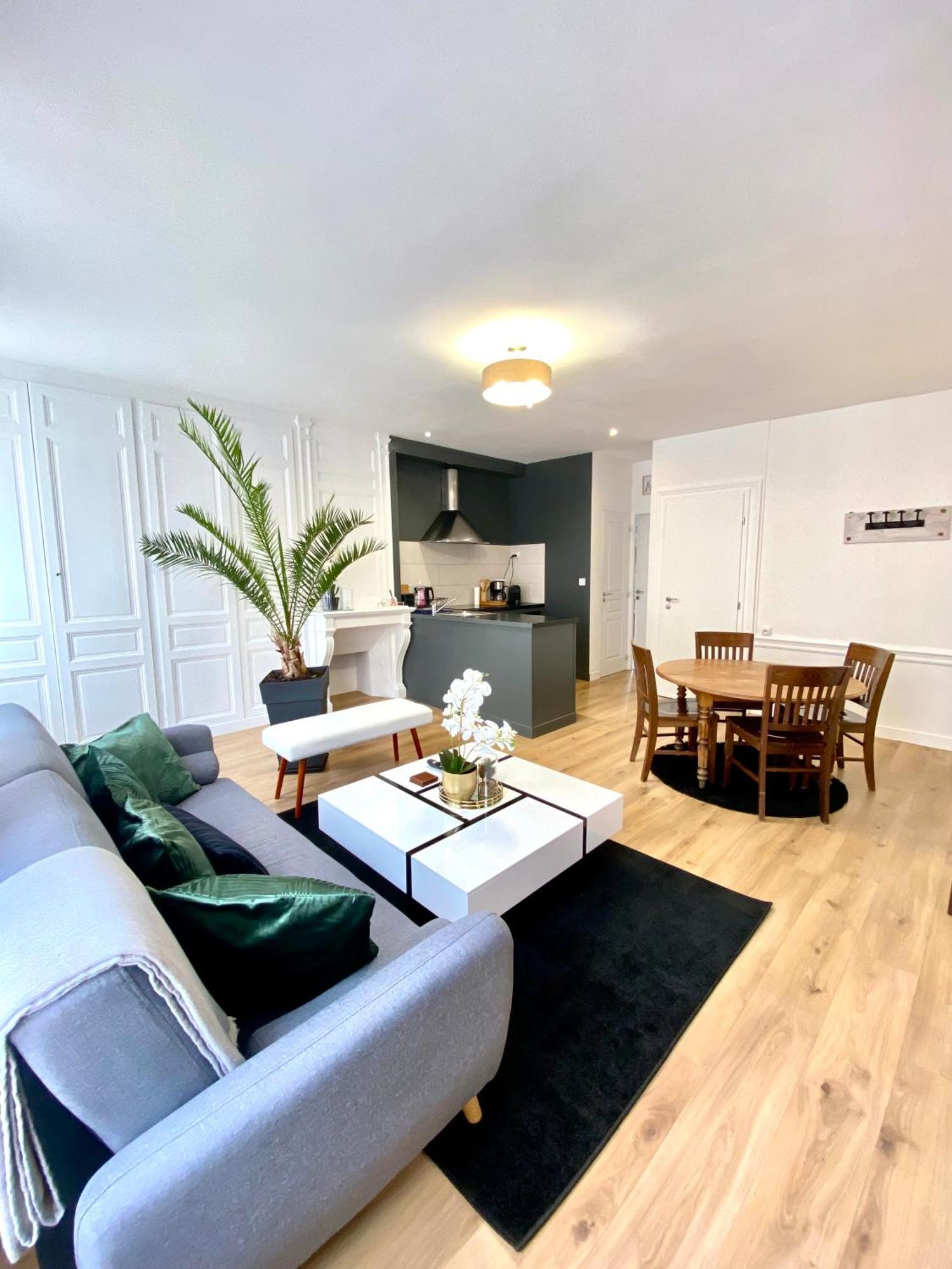 Bel Appartement Pour 2 Personnes Vue Laterale Sur Le Port เลอเทรปอร์ ภายนอก รูปภาพ